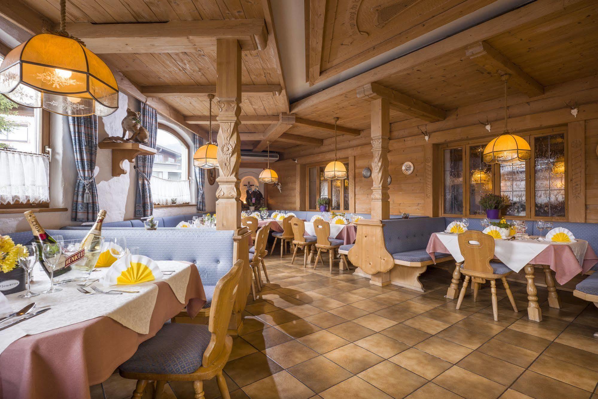 Hotel Restaurant Gradlwirt Niederndorf  Exterior photo